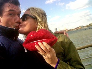 Jerry O'Connell and Rebecca Romijn Renew Wedding Vows